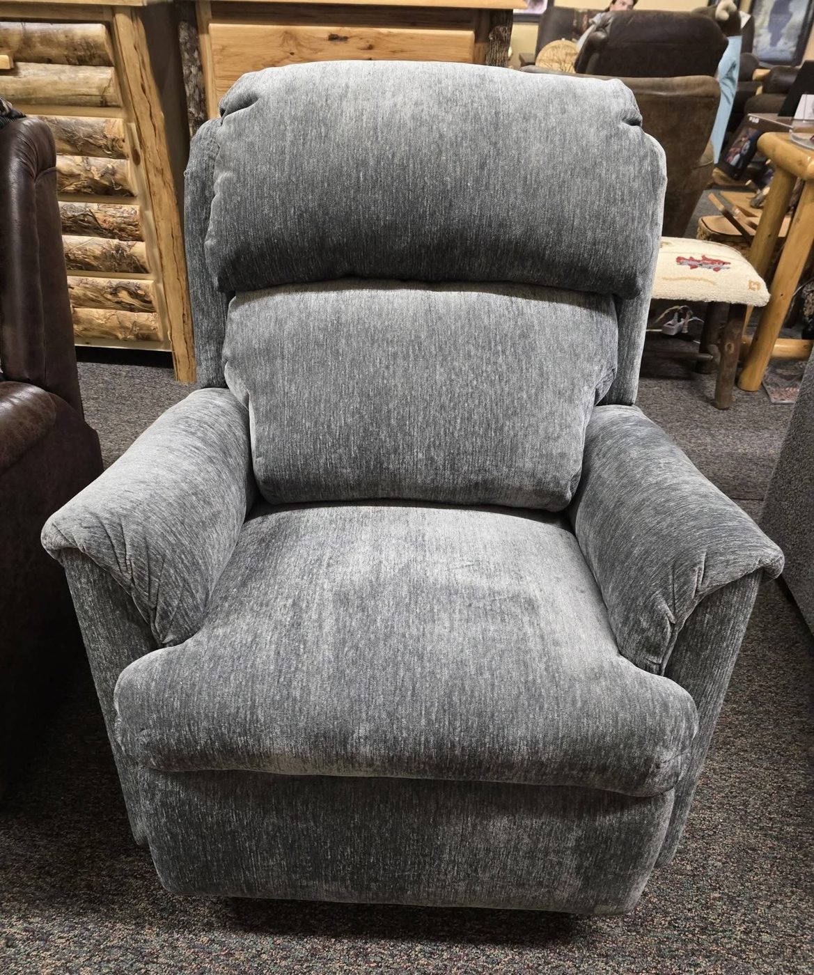 Swivel Rocker Recliner in Luscious Metal